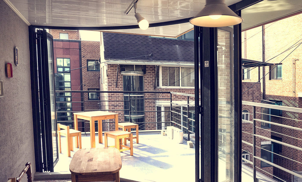Br. Guesthouse Hongdae Seul Esterno foto